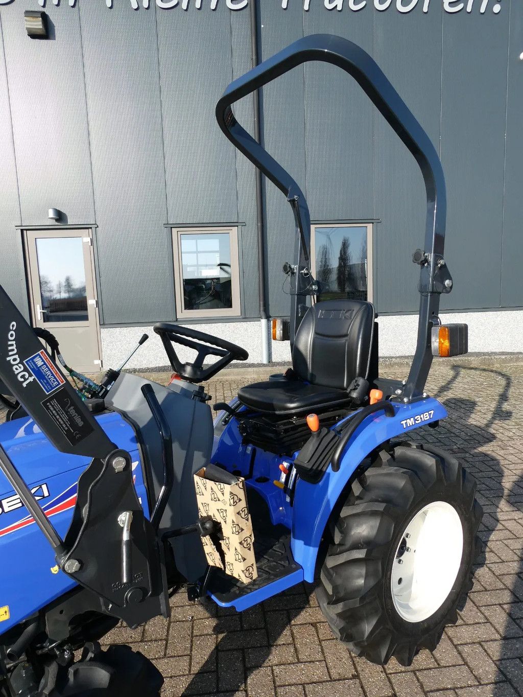 Iseki TM3187 4wd / 00110 Draaiuren / Voorlader