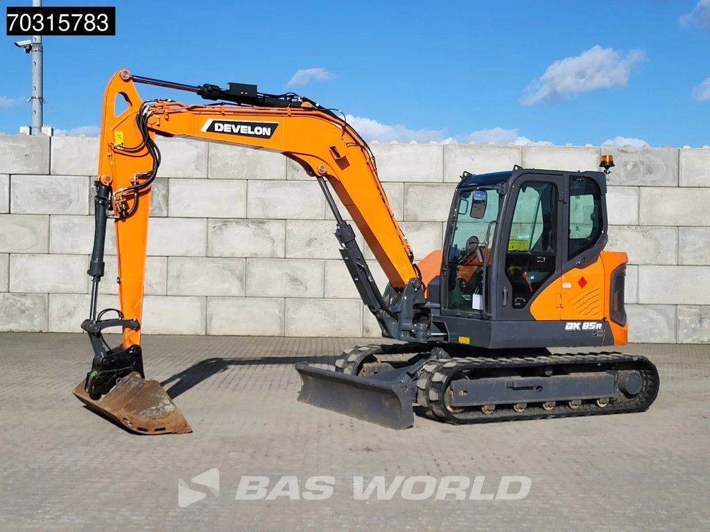 Doosan DX85 R-7 A/C - 3 Buckets