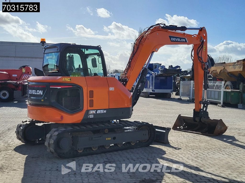 Doosan DX85 R-7 A/C - 3 Buckets