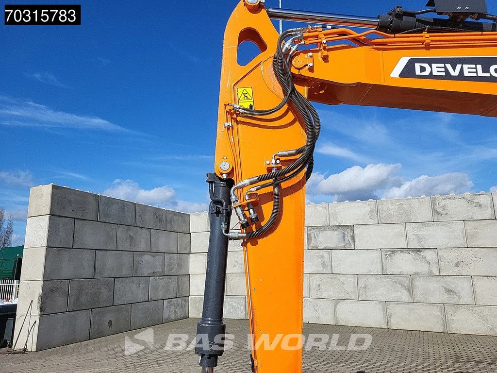 Doosan DX85 R-7 A/C - 3 Buckets
