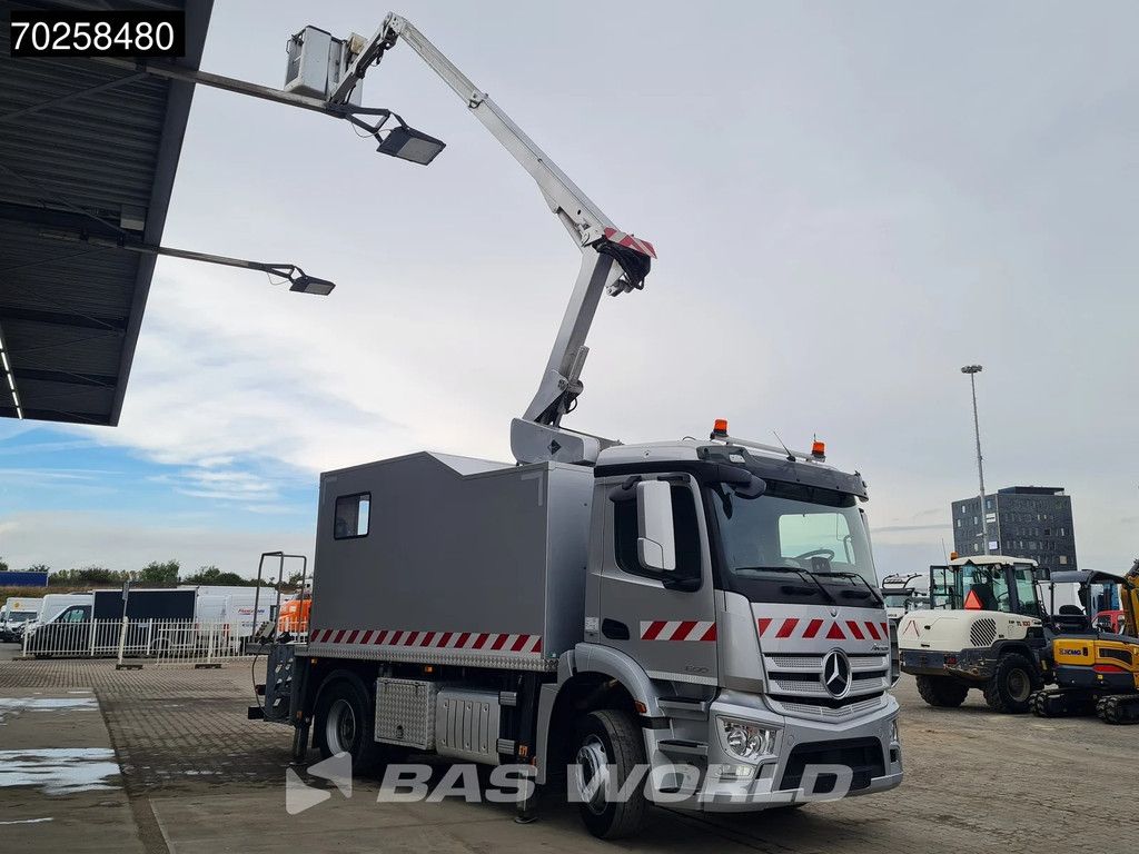 Mercedes Antos 1830 4X2 Hubarbeitsbühne 14.70m Time France VST 248 NF Navi Euro 6