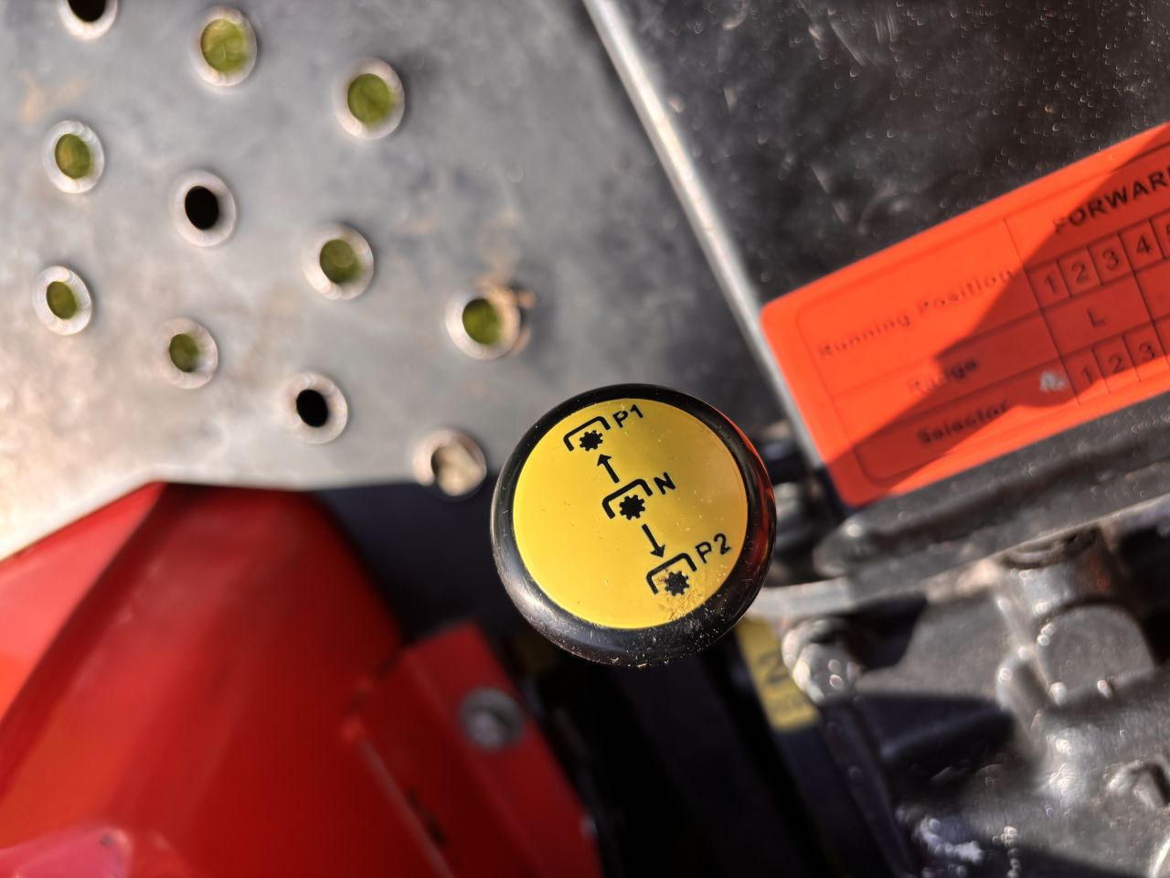 Farmtrac 224D met NL kenteken - 612 uur - 4WD - hydr.ventiel