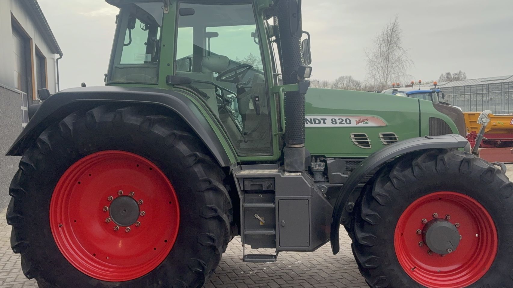 Fendt 820 Vario tms