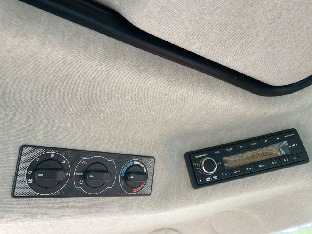 Massey Ferguson 5S.115 DYNA-4 ESSENTIAL