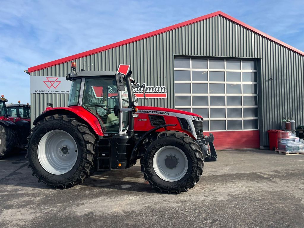 Massey Ferguson 7S.165 DYNA-6 EFFICIENT