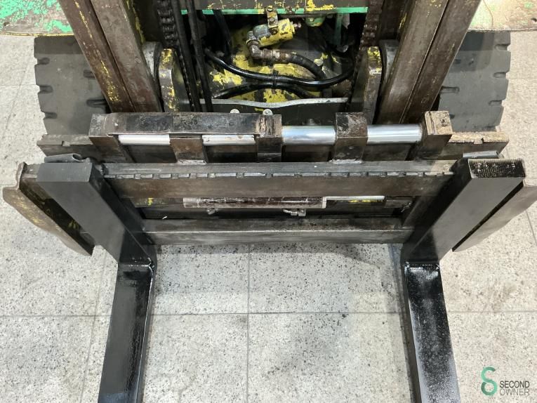 Heftrucks Diesel Mitsubishi FD 25 K 1988