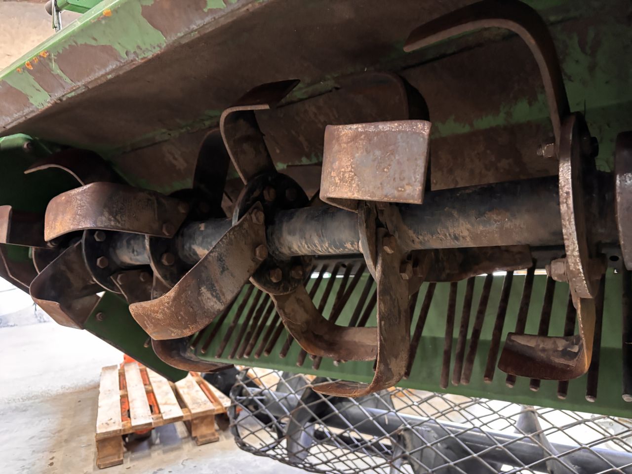 Overtopfrees met kruimelrol 105 cm incl. aftakas