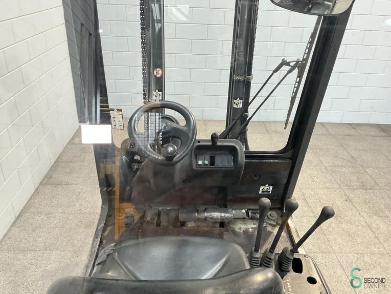 Forklifts LPG Linde H30T 2001