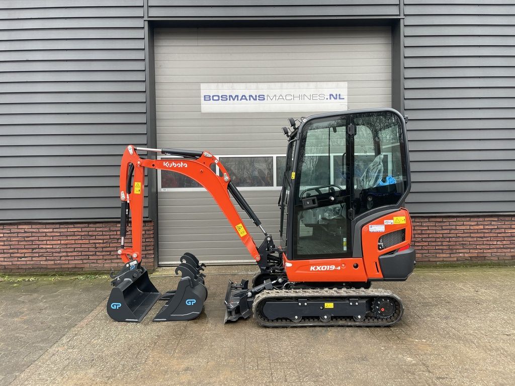 Kubota KX019 minigraver NIEUW €440 LEASE