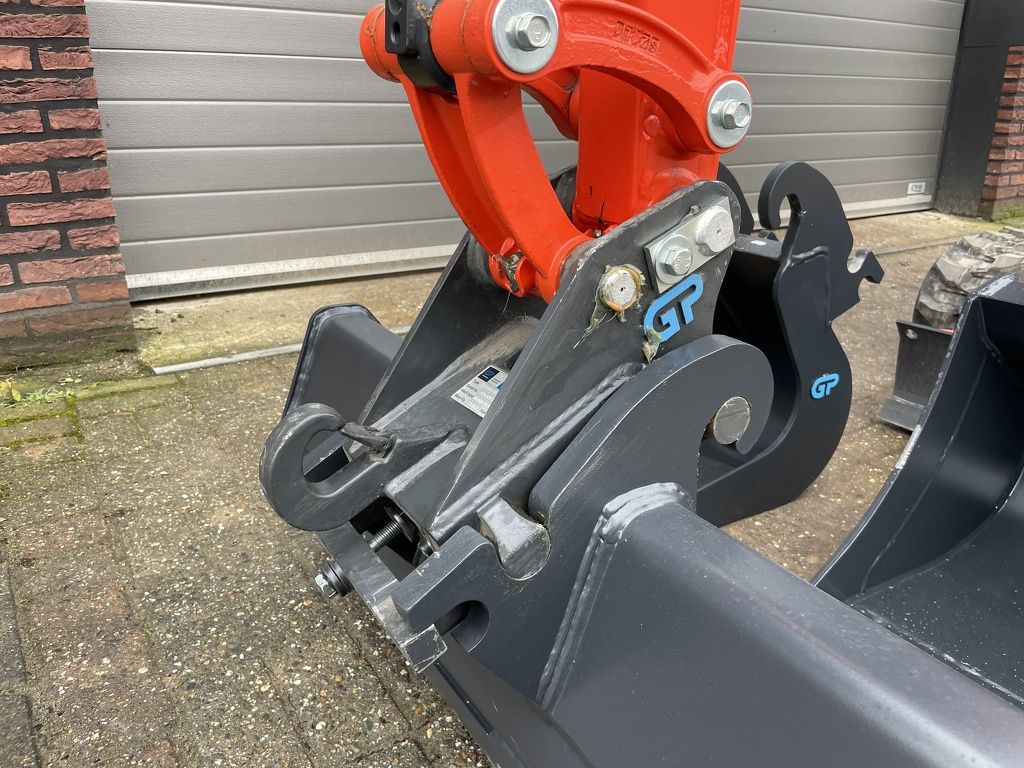 Kubota KX019 minigraver NIEUW €440 LEASE