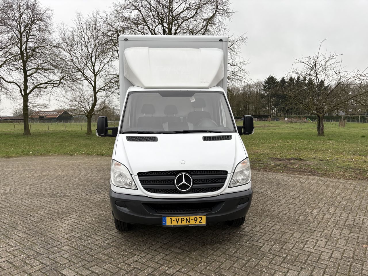Mercedes Sprinter 519 clixtar (euro 5 ) met laadklep 1500 KG N1