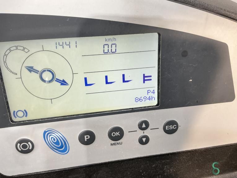Schubmaststapler Elektrisch Still FM-X14SE 2016 Außenreifen