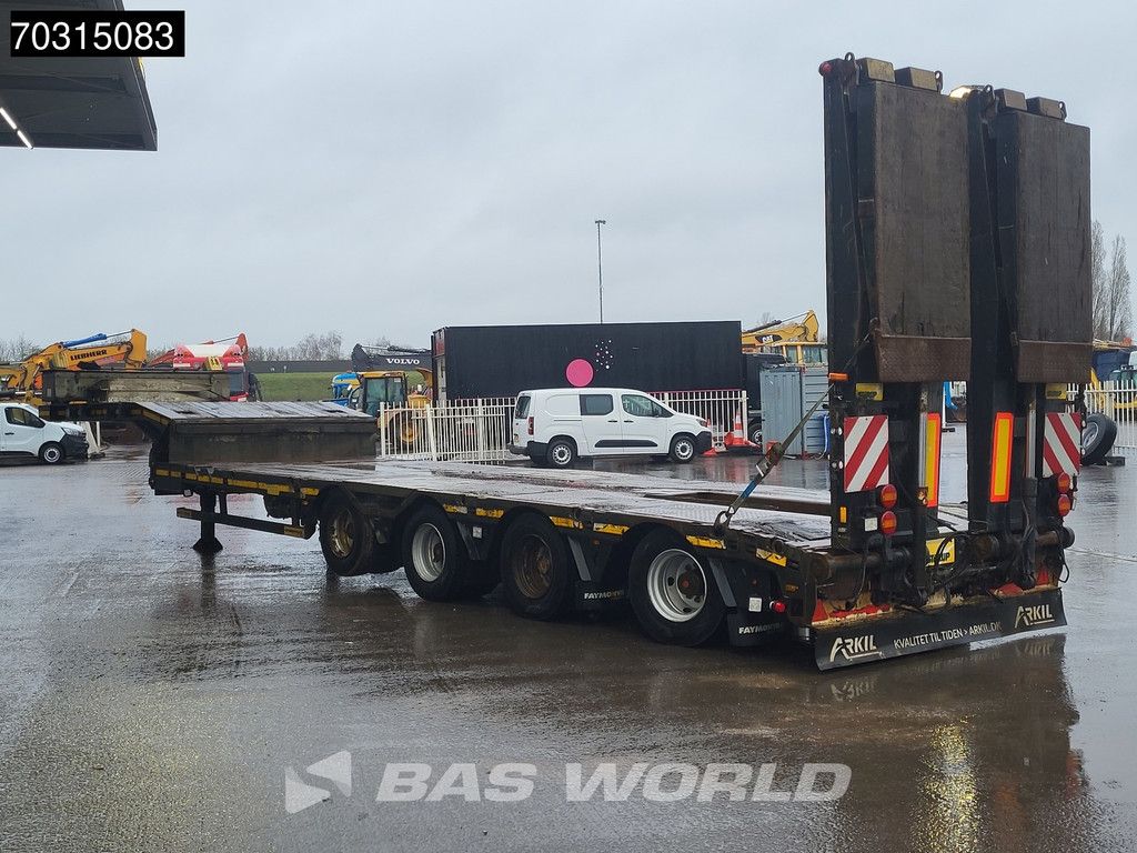 Faymonville F-S44-1ALN Extendable Ramps Steering Axle