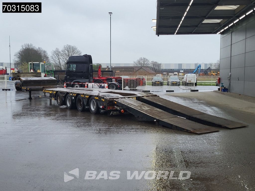 Faymonville F-S44-1ALN Extendable Ramps Steering Axle