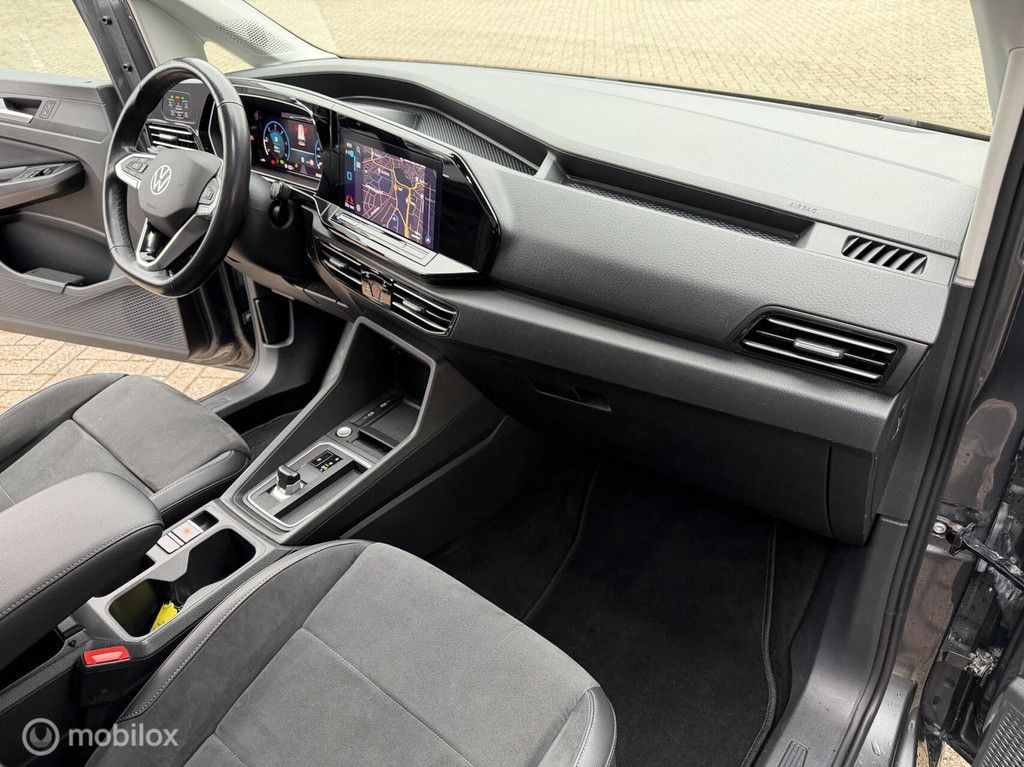 Volkswagen Caddy Maxi 2.0 TDI DSG Style Pano Navi Camera PDC