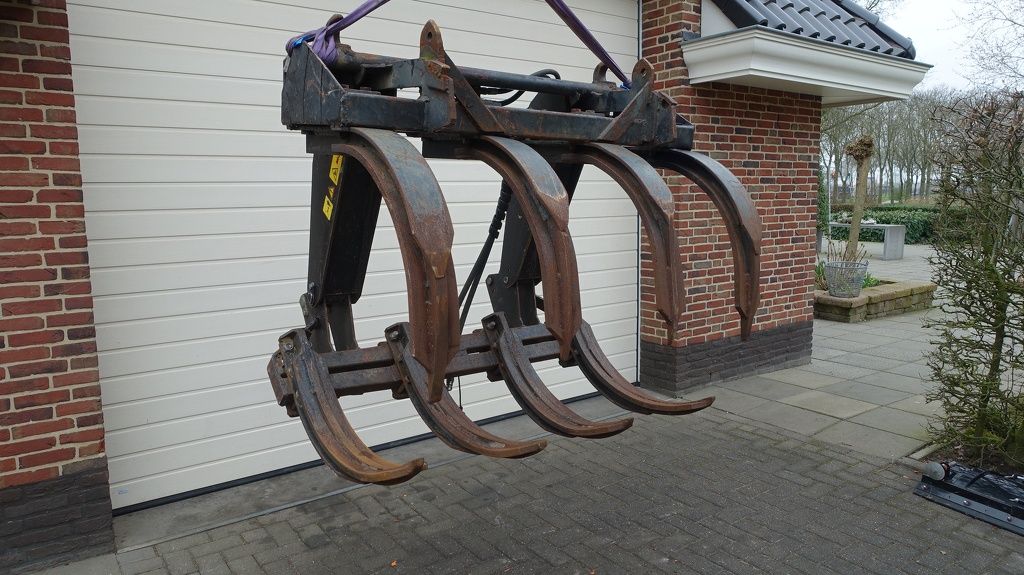 Boom-Houtgrijper Boom-Houtgrijper met euro aansluiting