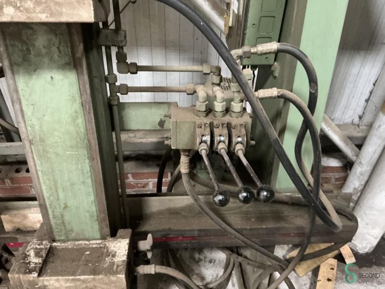 Clamping benches Maweg EURONOVA 1986