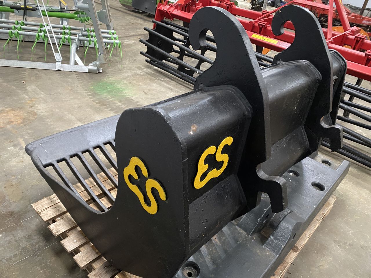 EUROSTEEL CW30 PUINBAK 130CM