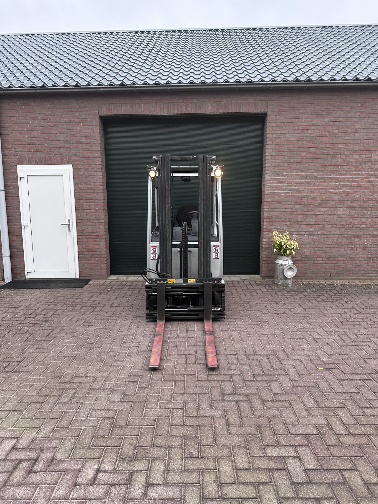 Still RX20-16 1600kg triplo versteller elektrische heftruck