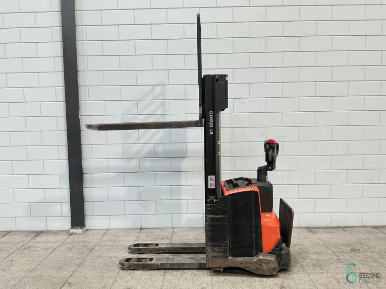 Stackers Electric BT SWE140L 2016
