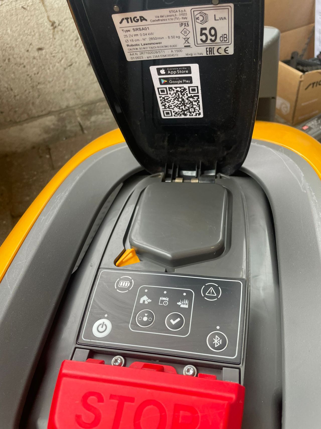 Stiga A1500 GPS robotmaaier