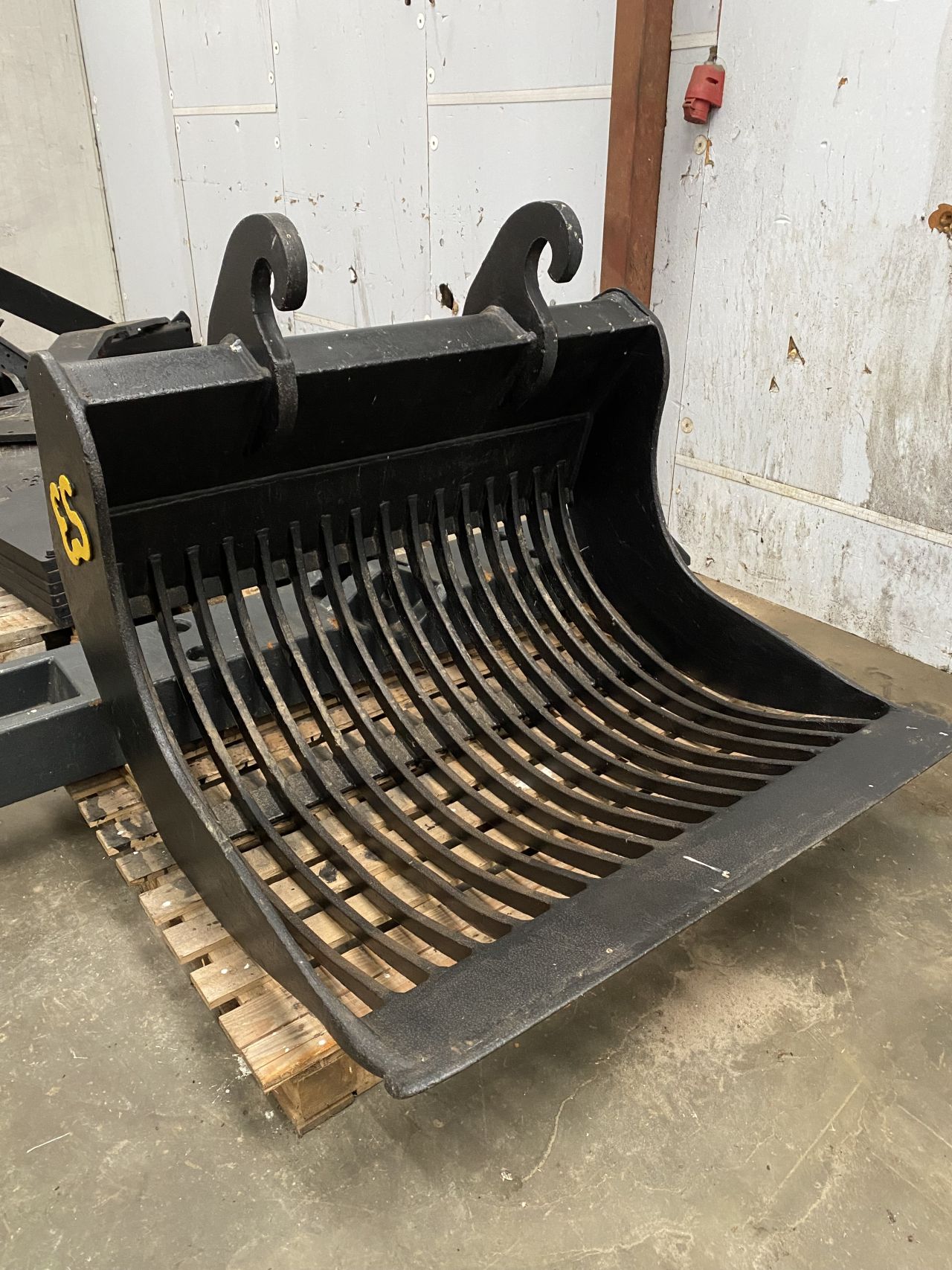 EUROSTEEL CW30 PUINBAK 130CM