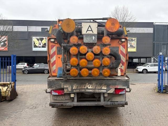 Veegwagen MAN TGM 18.340 Diesel 320pk 2017