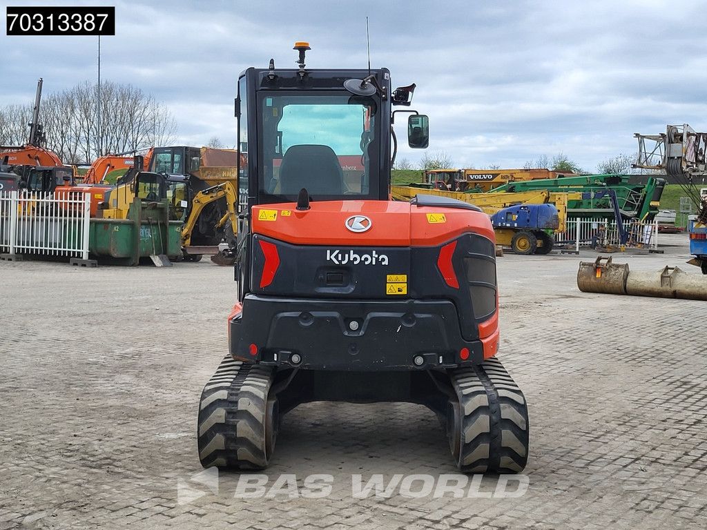 Kubota U50-5 3 Buckets