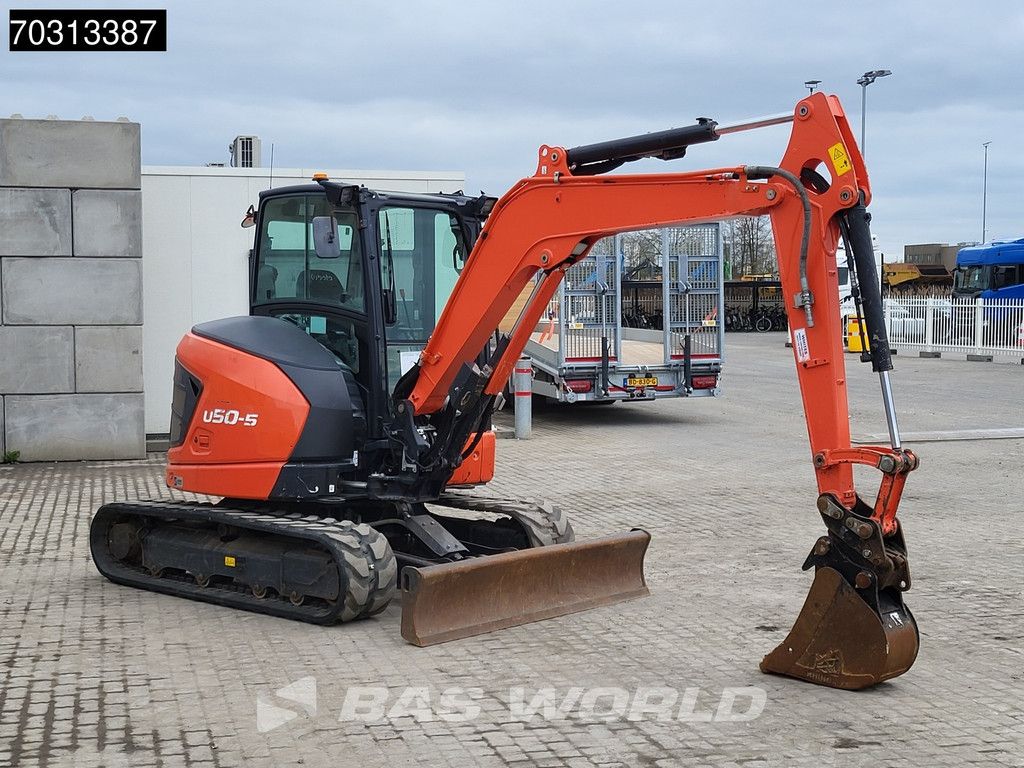 Kubota U50-5 3 Buckets