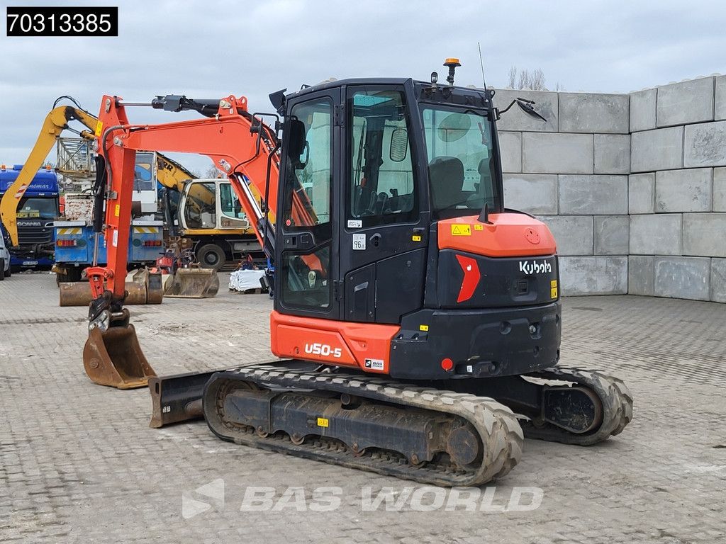 Kubota U50-5