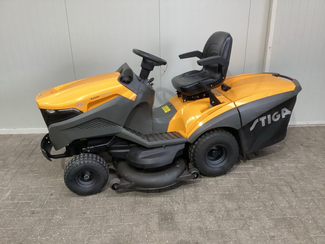 Stiga Estate 7122 HWSY zitmaaier