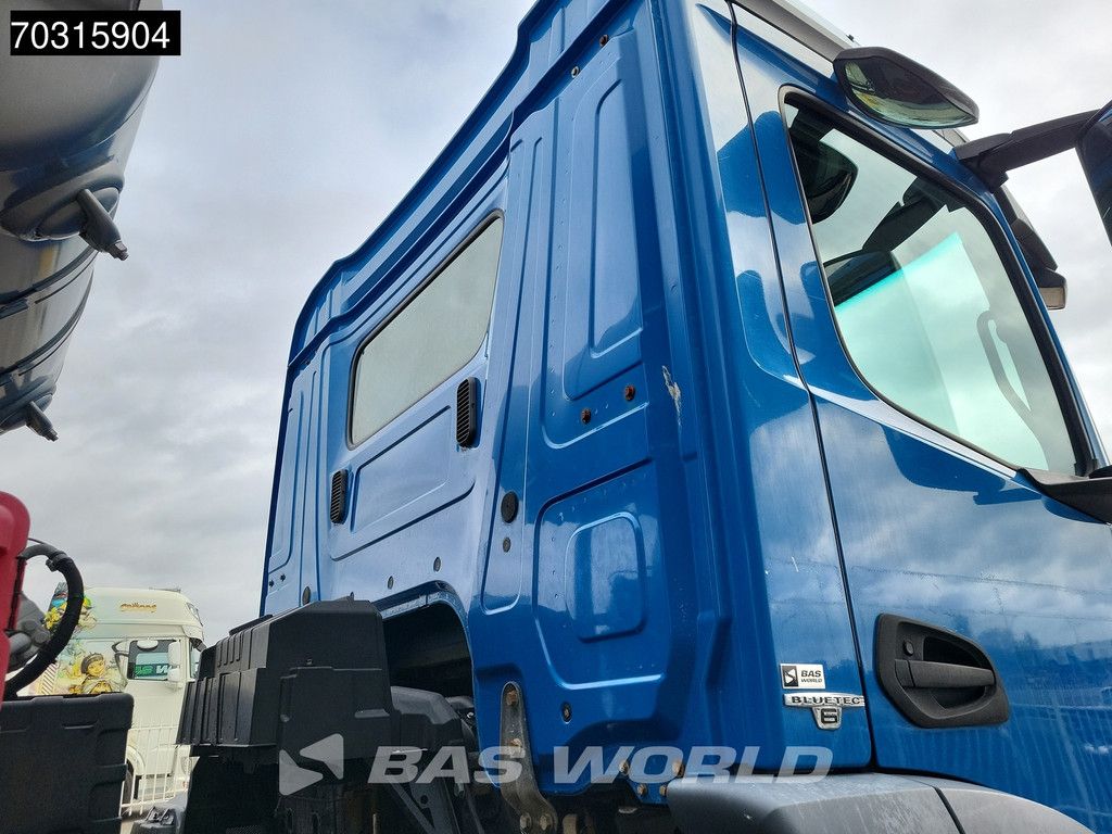 Mercedes Arocs 3240 8X4 9m3 Liebherr Mixer Euro 6