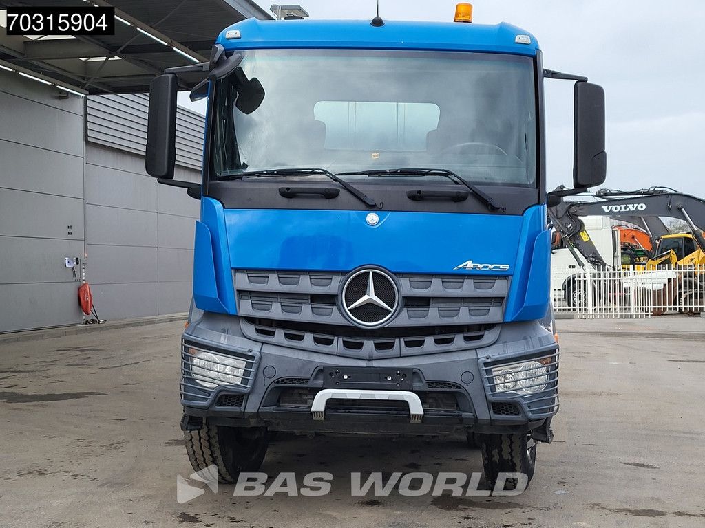 Mercedes Arocs 3240 8X4 9m3 Liebherr Mixer Euro 6