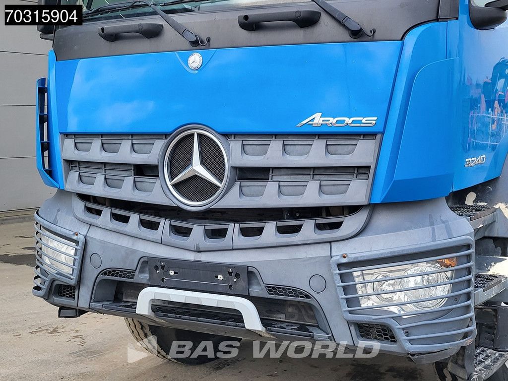 Mercedes Arocs 3240 8X4 9m3 Liebherr Mixer Euro 6