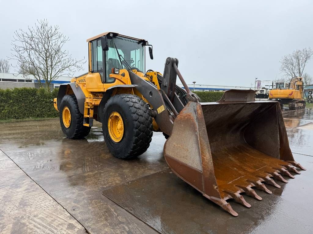Volvo L 120 F