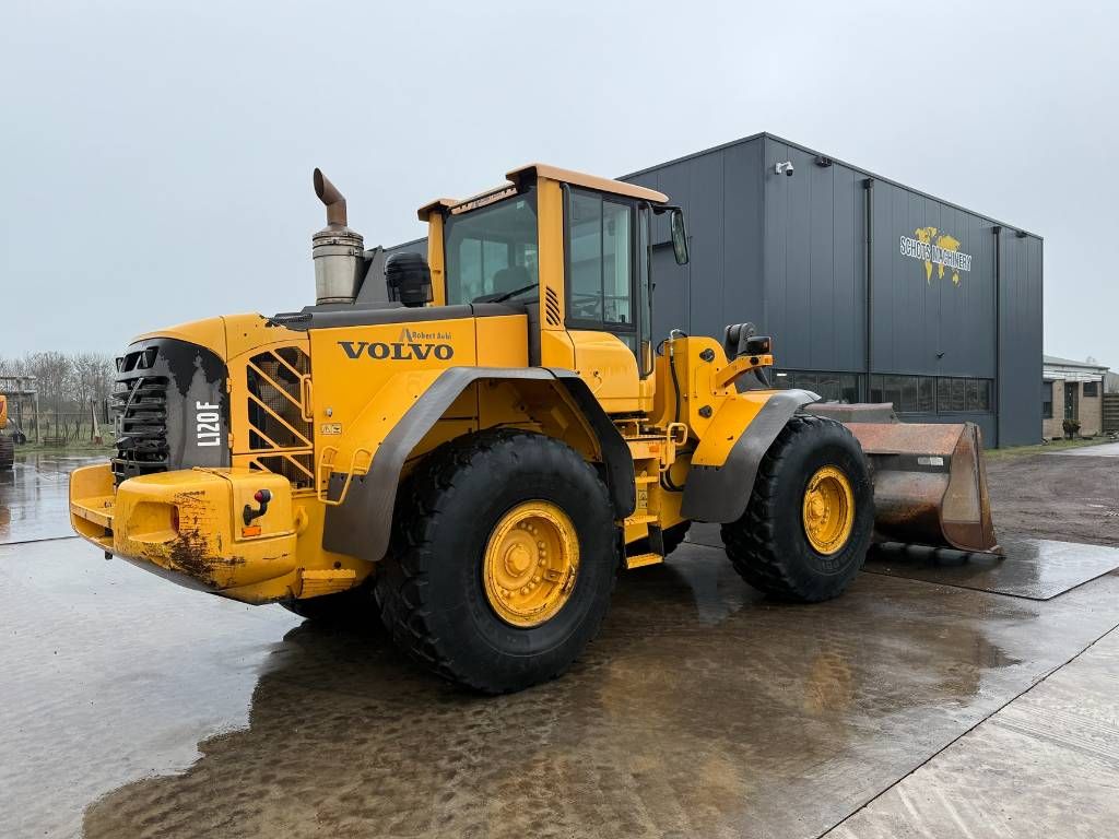 Volvo L 120 F