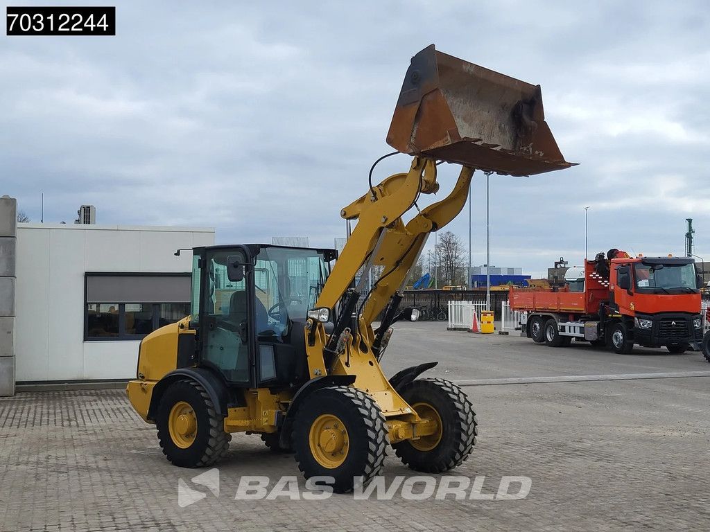 Caterpillar 906 M 4-1 Bucket