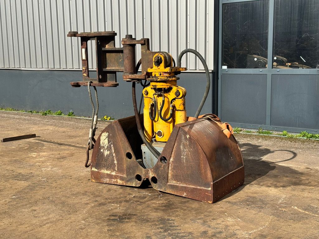 HGT Clamshel CW30 DCS 4