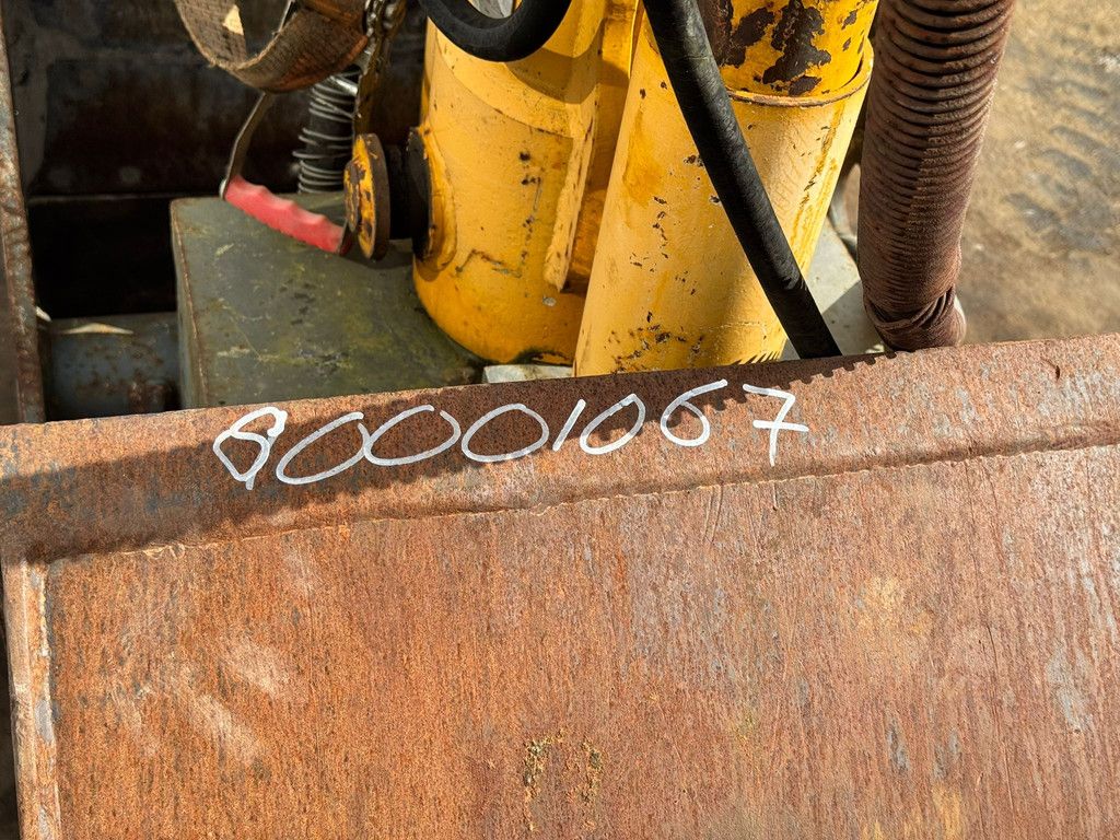 HGT Clamshel CW30 DCS 4