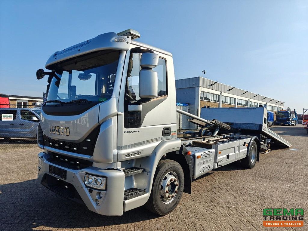 Iveco Eurocargo 120-250 4x2 Day Cab (3 pers) Euro6D - Omarz S4.2000-223 + Front Lifting Lever 4T + Double Winch + Remote Control