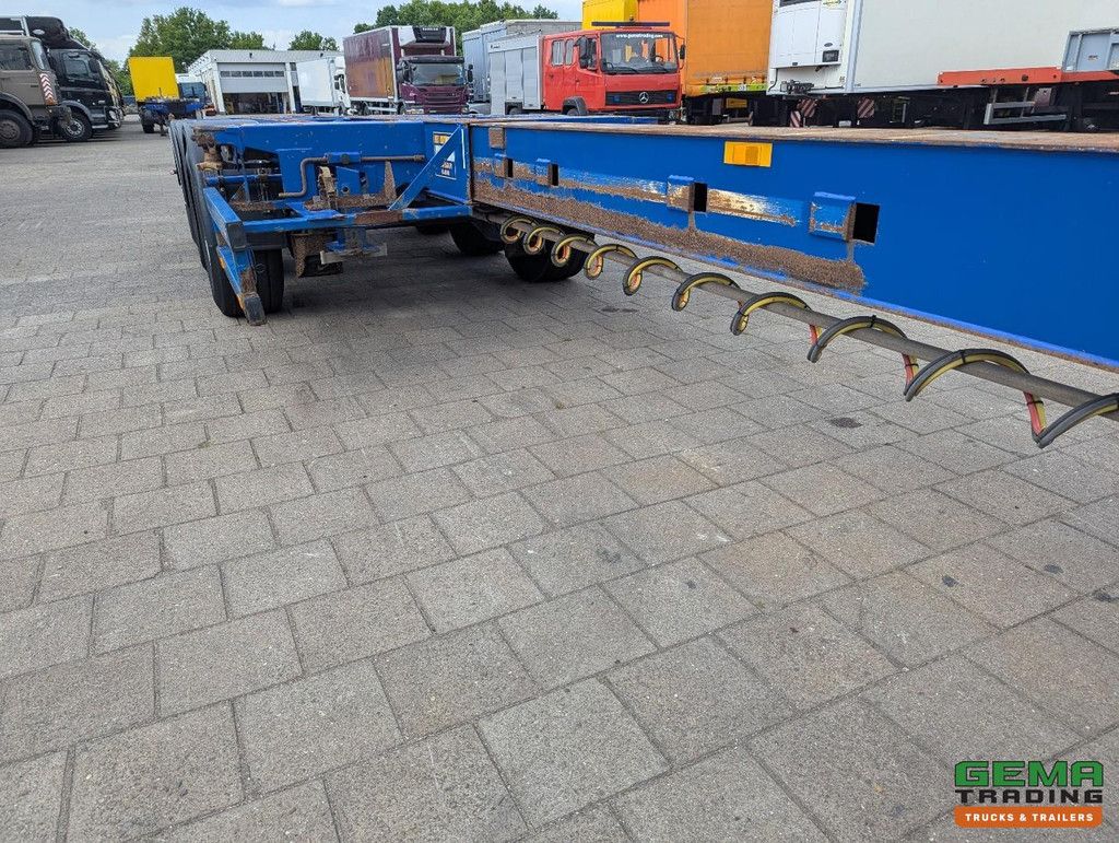 Broshuis MFCC 3-Achser SAF - Liftachse - Scheibenbremsen - Alle Anschlüsse