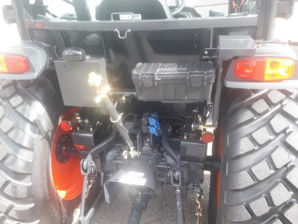 KIOTI DK6020 HST CABINE AIRCO DK6020 CH HYDROSTAAT