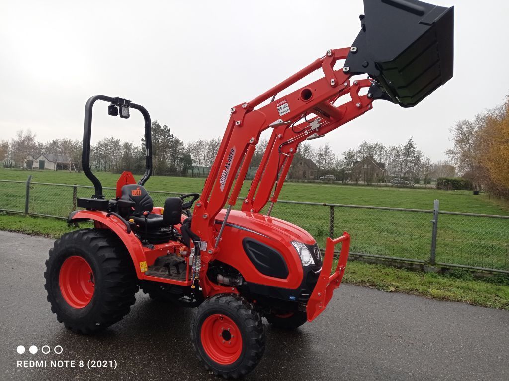 KIOTI CK5030 HST 50 PK met Voorlader !!! ( Live is to short to buy a boring tractor !!)