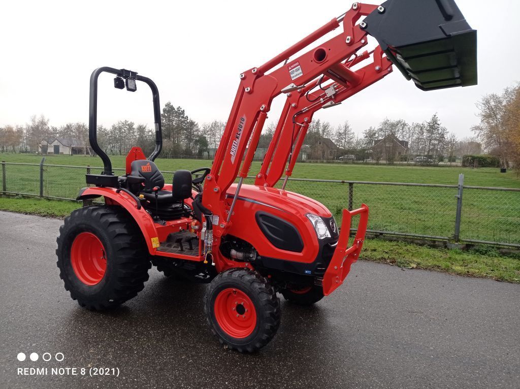 KIOTI CK5030 HST 50 PK met Voorlader !!! ( Live is to short to buy a boring tractor !!)