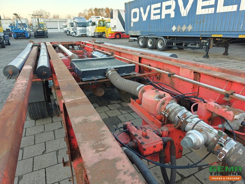 Tinsley TT1527/40AS 3-achsiger BPW - 30-Fuß-Kippfahrgestell - Drehförderer - Kühler - Trommelbremsen