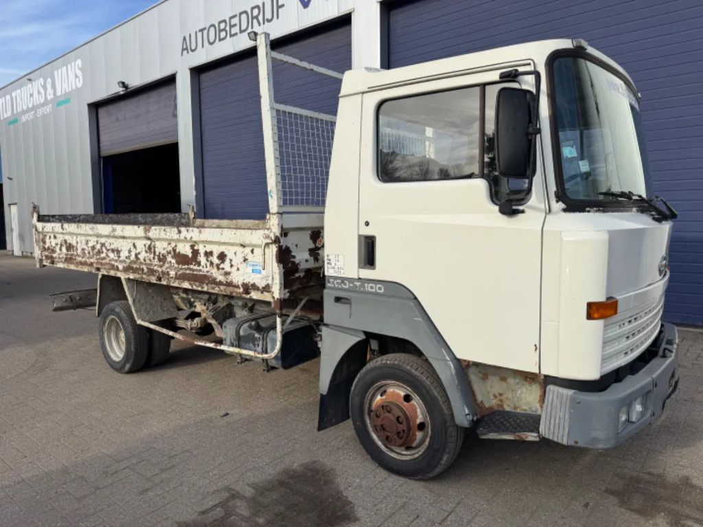 Nissan **ECO100-BENNE-TIPPER**