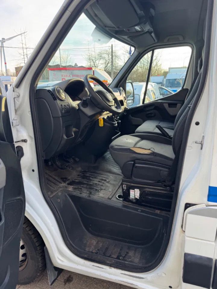 Renault Master **EURO 6B-BELGIAN VAN**