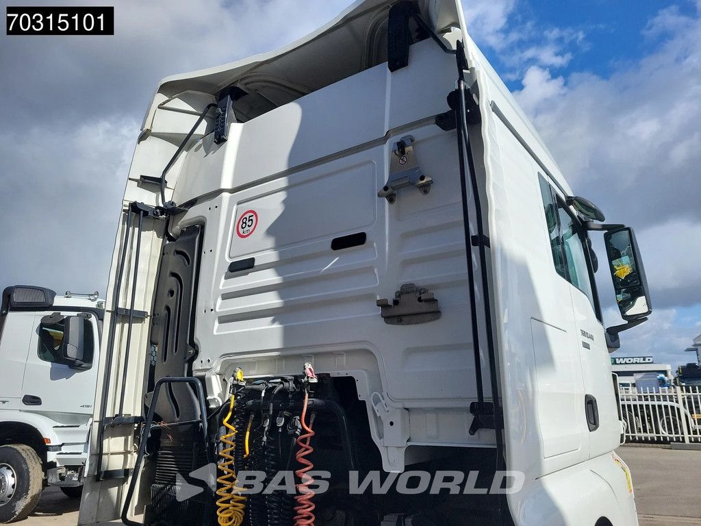 MAN TGX TGX 18.440 4X2 XLX 2xTanks Euro6