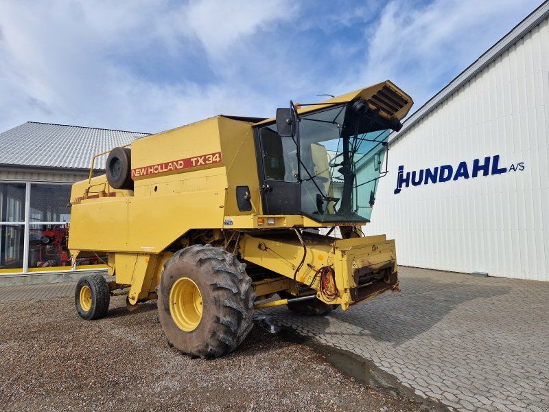New Holland TX 34 SLH