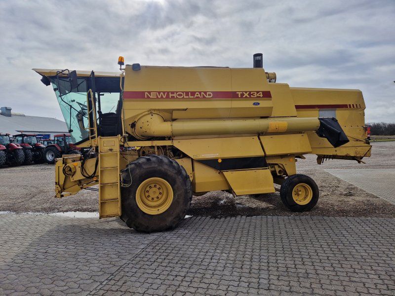 New Holland TX 34 SLH